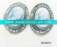 classic style beauty head ear stud