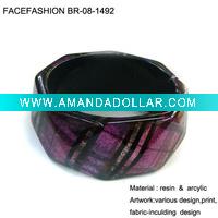 ladies resin bracelet