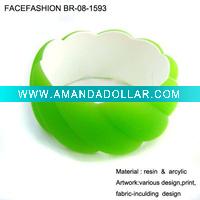 ladies resin bracelet