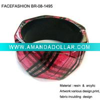 ladies resin bracelet