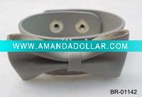 Wholesale 2011 hot sell leather bow bracelet