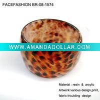 ladies resin bracelet