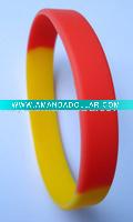 Wholesale 2010 best-selling silicon bracelet
