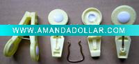 plastic clothes clip