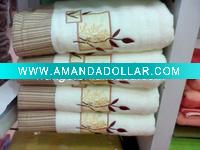 Wholesale beautiful embroidery cotton plain bath towel