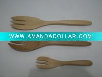 Wooden cutlery