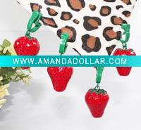 Polyresin Strawberry Tablecloth Clip