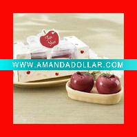 Wholesale porcelain and pepper shakers