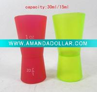 plastic measuring cup in 13/30ml