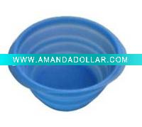 Silicone foldaway salad bowl