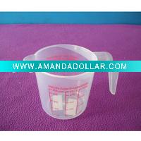 Plastic Measuring Cups