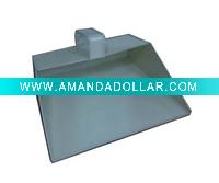 metal dustpan