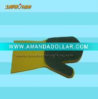 Latex household cleaning gloves