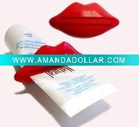 Wholesale toothpaste squeezer Red lip toothpaste squeezer device Han edition