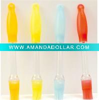 Wholesale With a reservoir in plastic handle Silicone Brush