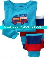 The comfortable children clothing set