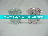 clothes shape baby frame