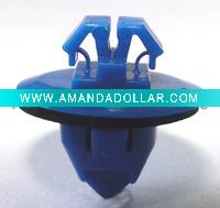 Wholesale Automotive Plastic Fastener Rocker Moulding Clip With Sealer