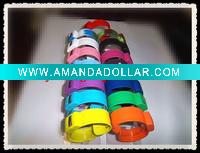 Wholesale unique soft morden silicone snap watch