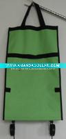 Shopping bag with two wheels