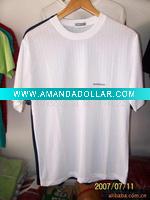 round neck white t-shirt