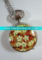 Wholesale maple leaf pendant watch