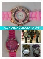 2011 fashion bangle watch
