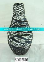 Wholesale Metal vase with Fish Decoration