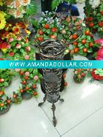 Wholesale Iron Flower Vase with Leaf Decor
