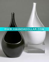 Ceramic flower vase