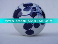 Wholesale Fashion Ceramic decorative christmas ball