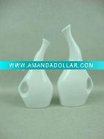 Peculiar modelling vase