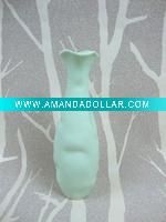 Small flower receptacle