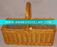 willow stoeage basket with lining