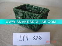 small gift maize basket