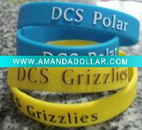 Wholesale The most fashion embossed silicone bracelet for promotion