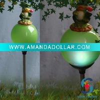Wholesale solar garden ball with metal stand__frog standing on the ball