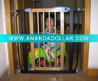2011 new OBABY lindam easy fit wood and metal children safety gate TP-C008