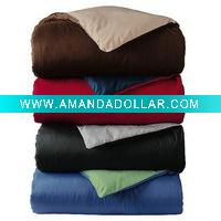 Polyester comforter