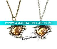 Antique Necklace Cartoon TV Necklace D00787o