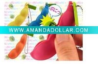Wholesale free shipping christmas gifts Novelty Gift peas Soybean Simulator Toy key chain holder keychain EW-088