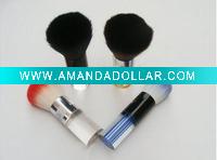 Loose powder brush