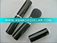 Wholesale retractable makeup brush