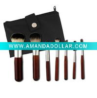 Black deluxe face mask brush set
