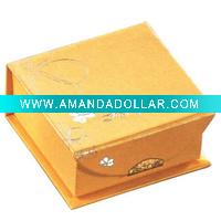 beautiful gift boxes