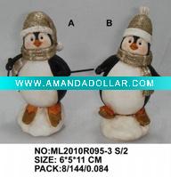Wholesale 2asst christmas gift pengiun in polyresin for decoration and ornament