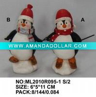 Wholesale 2asst christmas gift pengiun in polyresin
