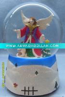 Polyresin Angel Snow Globe