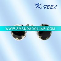 Fashion-forward novel black cufflink