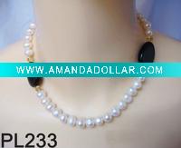 Wholesale 8-9mm White Freshwater Pearl Necklace (PL233)